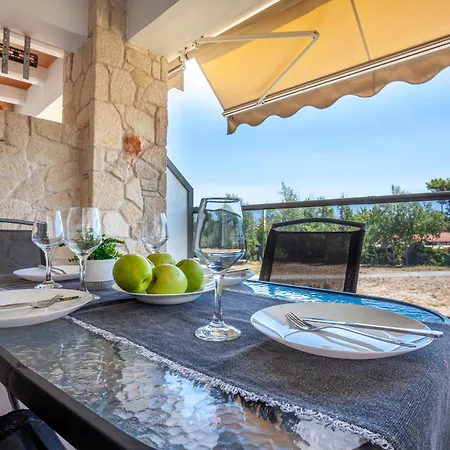 דירה Enastron 44 2 Bedroom *