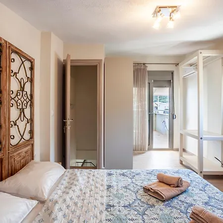 דירה Enastron 44 2 Bedroom *