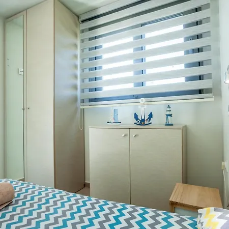 Enastron 44 2 Bedroom פפקוהורי
