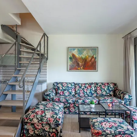 דירה Enastron 44 2 Bedroom