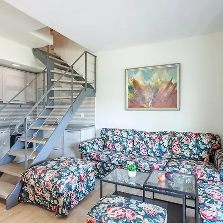 Enastron 44 2 Bedroom פפקוהורי