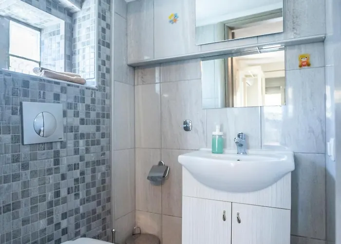 Enastron 44 2 Bedroom